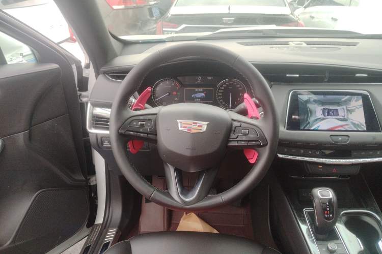 Used Cadillac XT4 2018 28T Two-Wheel Drive Tech Version
