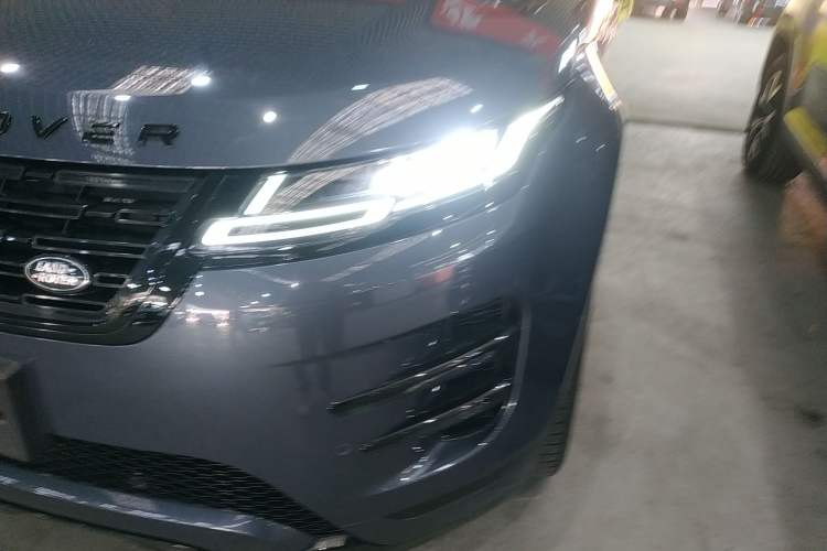 Used Land Rover Range Rover Evoque New Energy 2023 Aurora L P300e Plug-in Hybrid Electric Version
