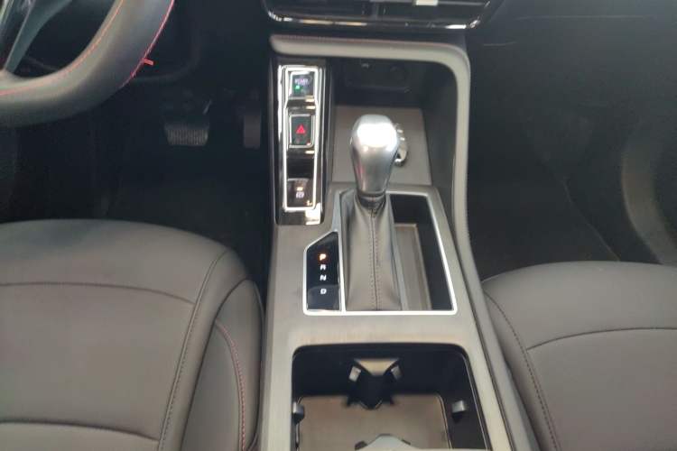 Used Roewe i5 2023 1.5L CVT Luxury Edition