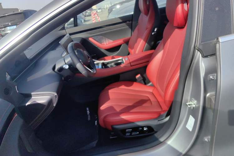 Used Hima Luxeed S7 2024 Max Rear-Drive Long-Range Intelligent Driving Version
