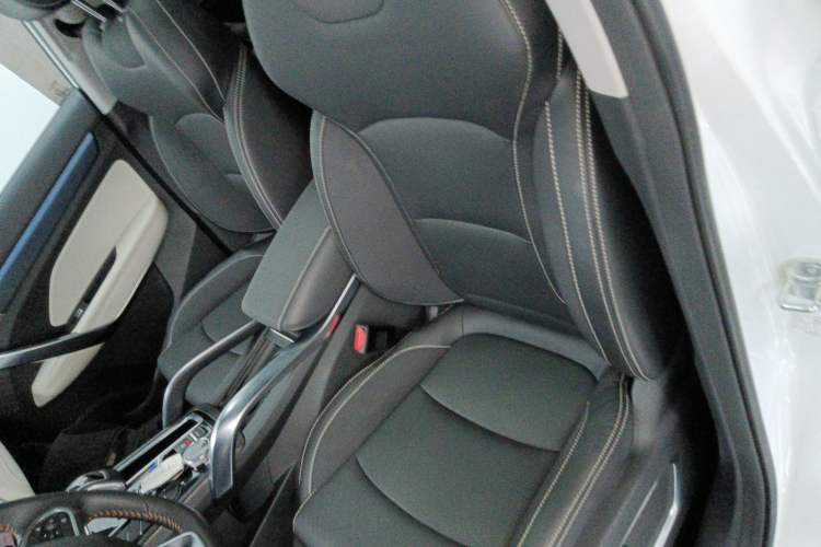 Used Geely Auto Emgrand X7 Sport 2022 Boyue X 1.8TD DCT Smart Model
