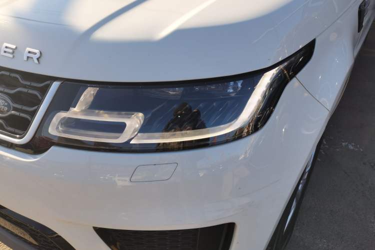 Used Land Rover Range Rover Sport 2020 3.0 L6 SE