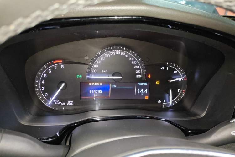 Used Cadillac XT5 2018 28E Four-Wheel Drive Tech Version