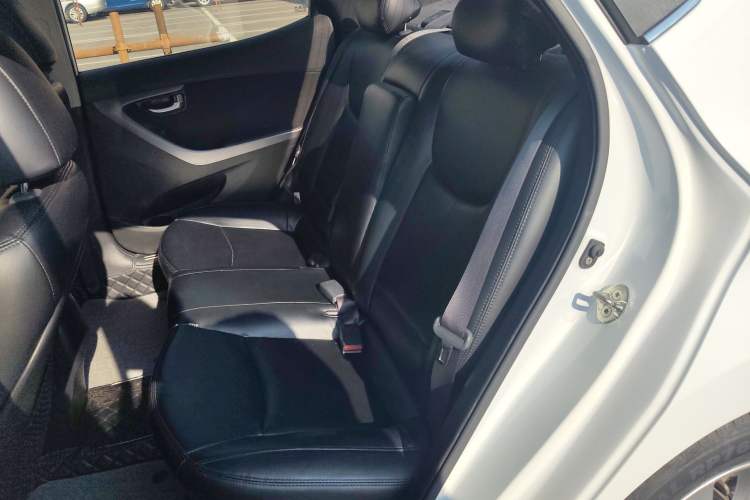 Used Hyundai Elantra 2016 1.6L Automatic Prestige Edition
