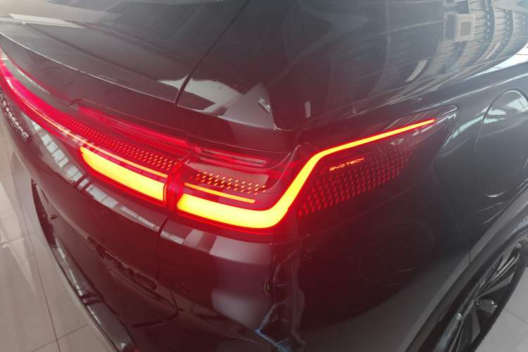 Used BYD Song PLUS New Energy 2023 Champion Edition EV 520KM Prestige Model
