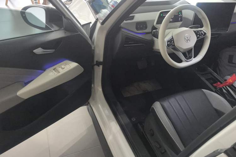 Used Volkswagen ID.3 2025 Smart Edition Ultra-Intelligent Oxygen Version
