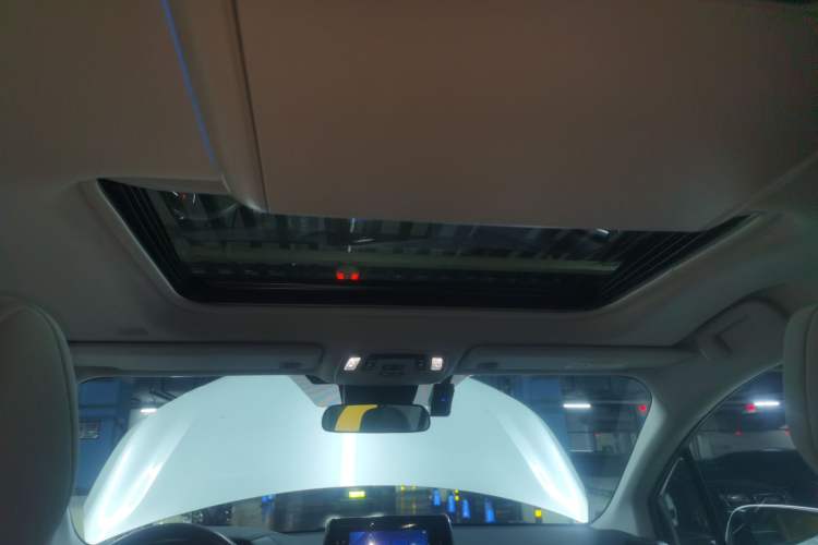 Used Toyota Sienna 2023 2.5L Hybrid Comfort Edition