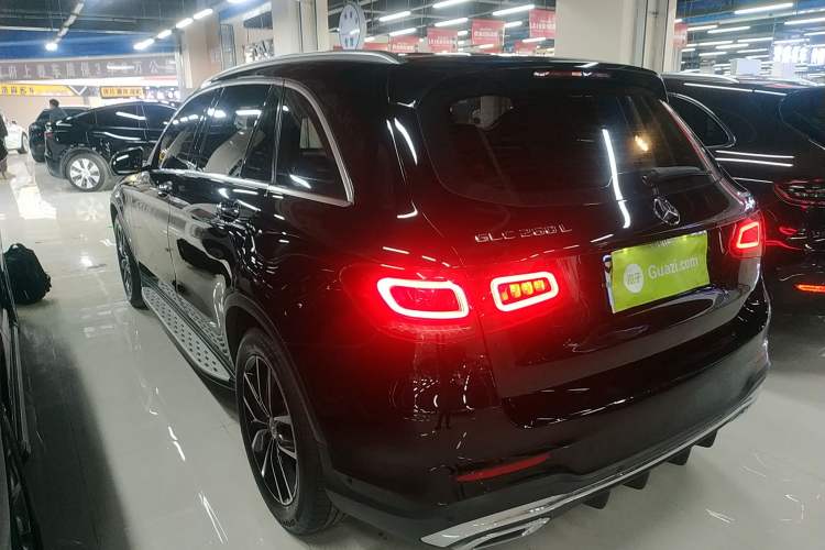 Used Mercedes-Benz GLC 2020 Facelift GLC 260 L 4MATIC Luxury Edition
