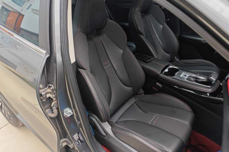 Used Oshan X5 2021 Revised Version 1.5T DCT Luxury Edition
