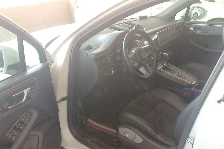 Used Porsche Macan 2018 Macan 2.0T