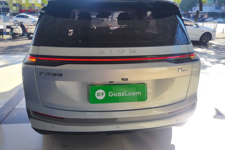 Used AION Y 2023 Younger