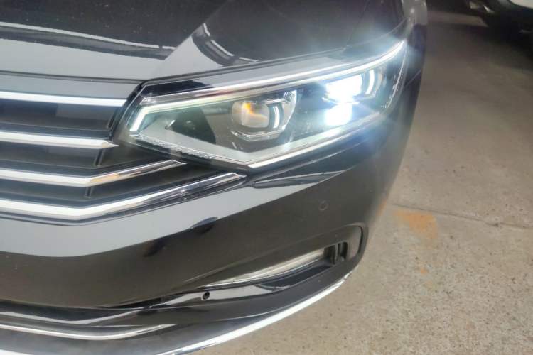 Used Volkswagen Magotan 2020 330TSI DSG Luxury Edition
