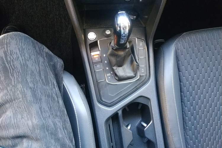 Used Volkswagen Tiguan L 2021 280TSI Automatic Two-Wheel Drive Comfort Edition – Low-Trim Version