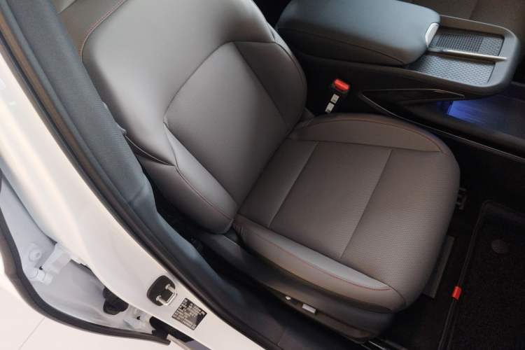 Used Hongqi EH7 2025 600 Smart Selection Edition
