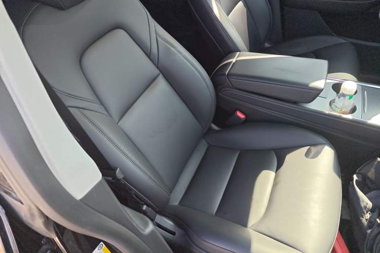 Used Tesla Model Y 2021 Standard Range Rear-Wheel Drive Version