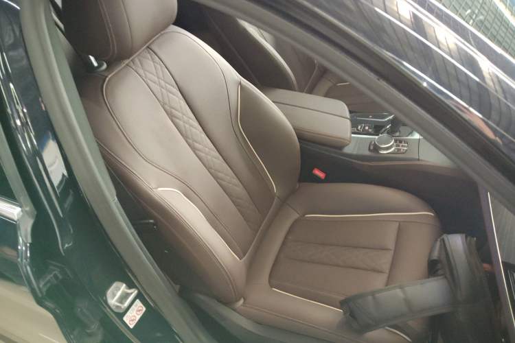 Used BMW 5 Series 2022 Second Facelift 530Li Leading Edition M Sport Package