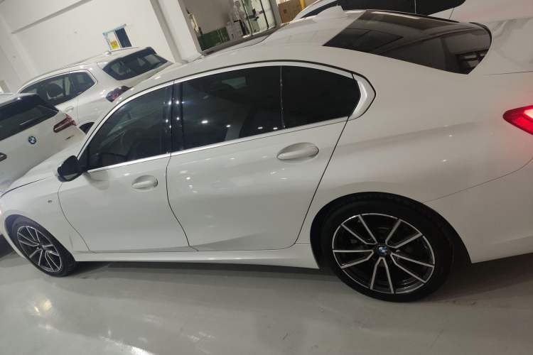 Used BMW 3 Series 2021 Facelifted 320Li M Sport Package
