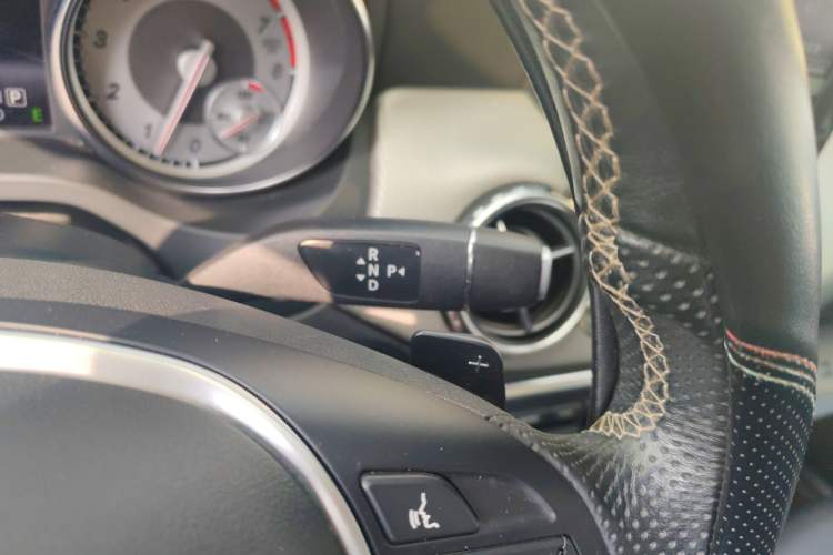 Used Mercedes-Benz GLA 2015 GLA 220 4MATIC Luxury Model