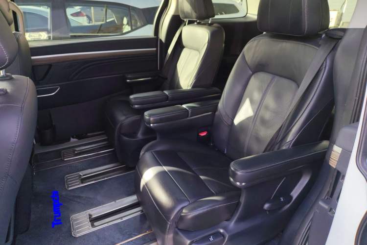 Used GAC Trumpchi M8 2023 Lingxiu Series 390T Prestige Edition
