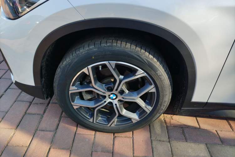 Used BMW X1 2020 sDrive25Li Leading Model
