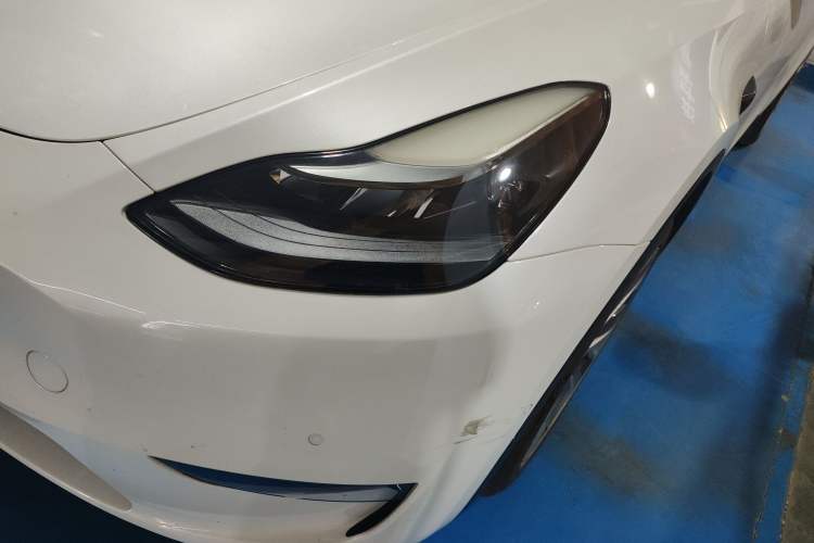 Used Tesla Model Y 2021 Long-Range All-Wheel-Drive Version