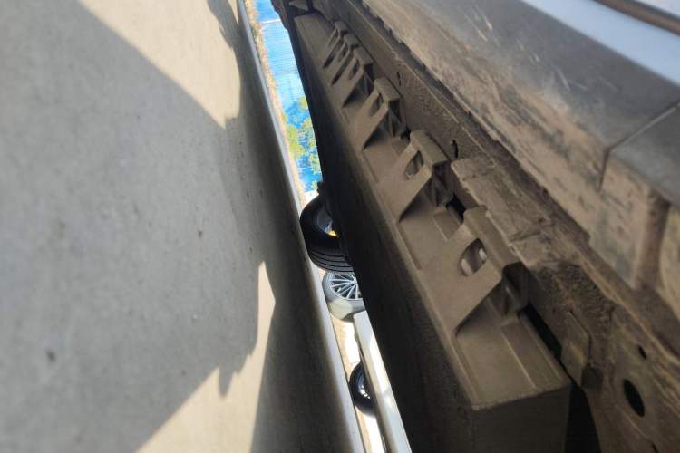 Used SAIC MAXUS EUNIQ 5 2020 Flagship Version with Large Battery 7 Seats
