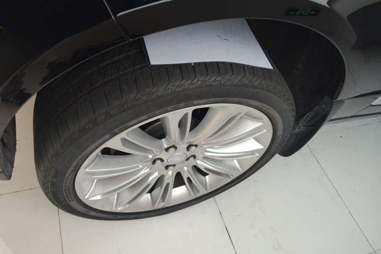 Used Land Rover Range Rover 2018 5.0 SC V8 AB Prestige Extended Version
