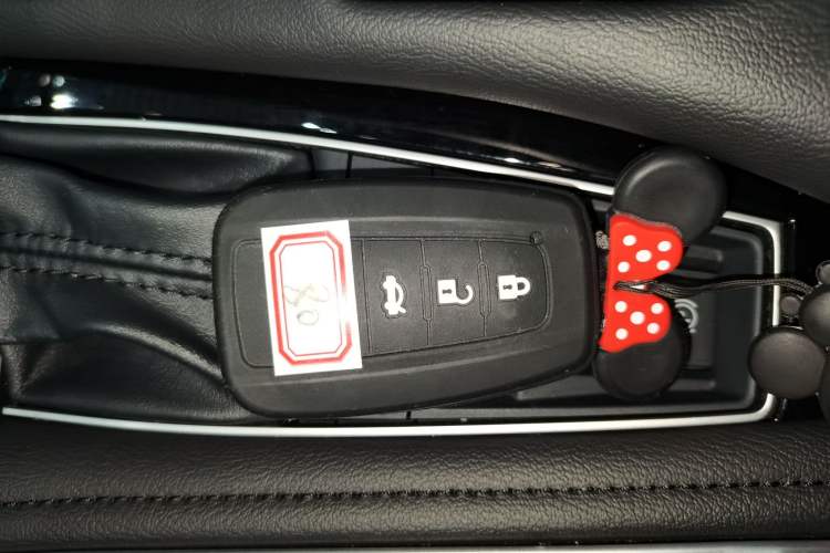 Used Toyota Avalon 2023 Dual-Engine 2.5L Luxury Edition