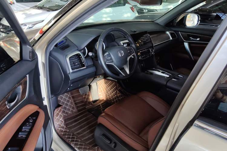 Used Honda UR-V 2017 370TURBO 2WD Prestige Edition China V