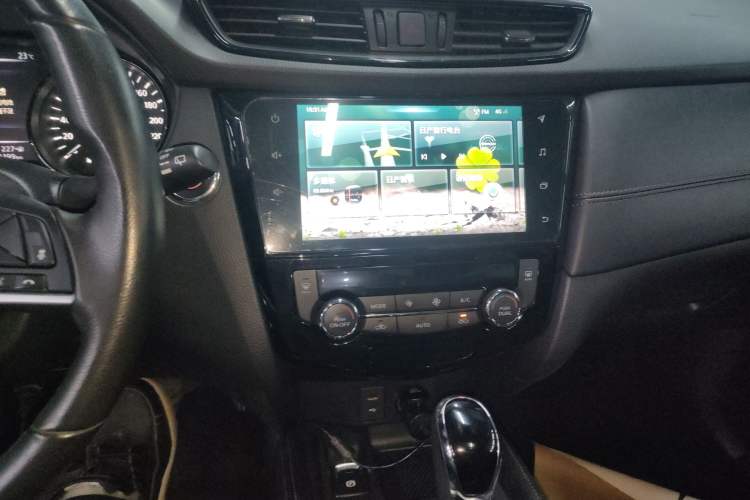 Used Nissan X-Trail 2019 2.5L CVT Smart Connect Luxury Edition 4WD