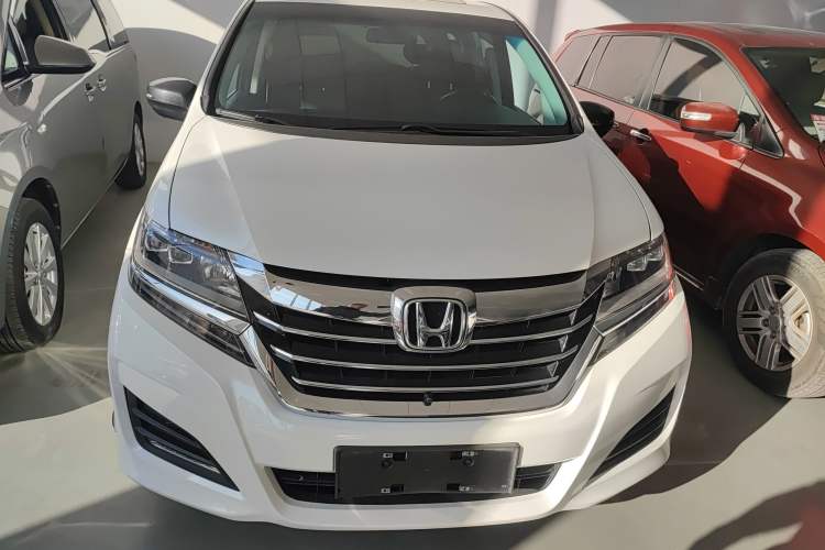 Used Honda Elysion 2016 2.4L Style Edition
