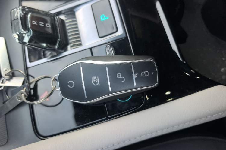 Used BYD Song PLUS New Energy 2025 EV 520km Premium Version
