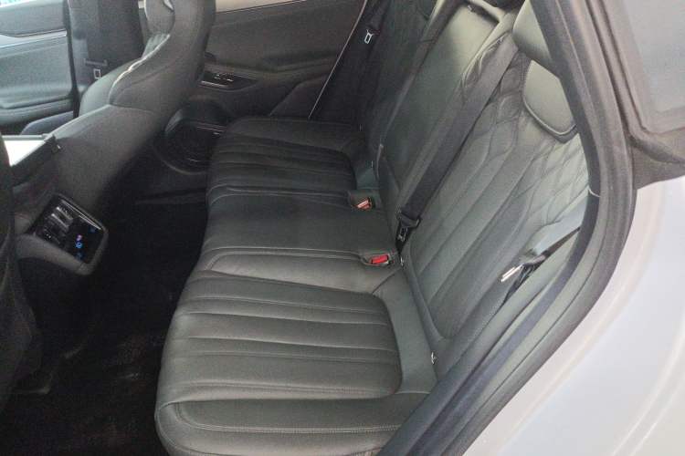 Used BYD Song L EV 2025 Intelligent Driving Version 662 km LiDAR Excellence Edition