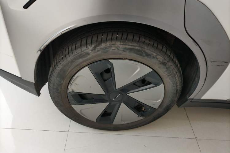 Used AION Y 2023 Plus 510 Enjoy Edition
