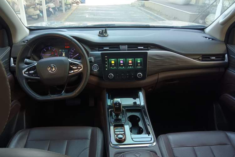 Used Dongfeng Ruichi 7 2022 2.3T Automatic All-Wheel Drive Diesel Standard Version with Long Cargo Bed M9T
