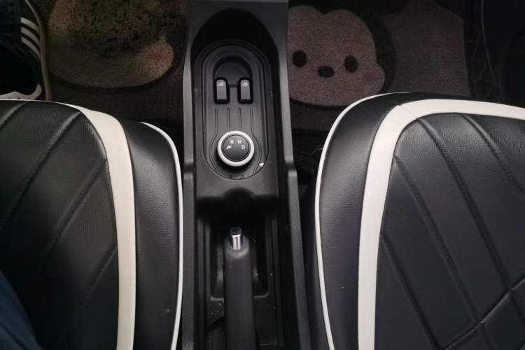 Used Wuling Hongguang MINIEV 2021 Macaron Fashion Edition Lithium-Ion Battery
