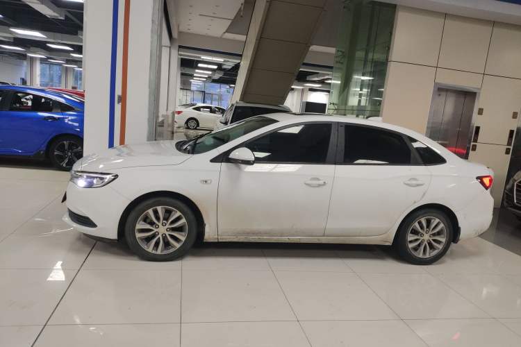 Used Buick GT 2018 18T Automatic Elite Model
