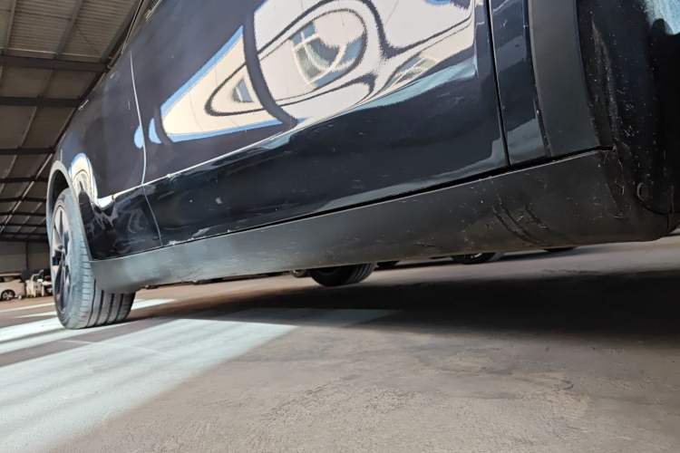 Used Tesla Model Y 2024 Long-Range All-Wheel-Drive Version
