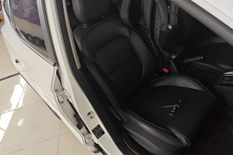 Used MG ZS 2018 1.5L Automatic Luxury Edition China V Standard
