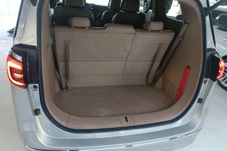 Used Buick GL8 2021 ES Land Cruiser 653T Flagship Model