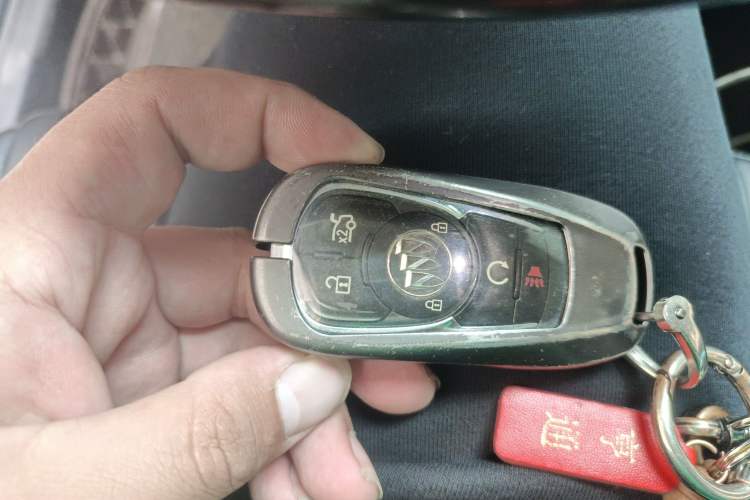 Used Buick LaCrosse 2019 28T Luxury Model
