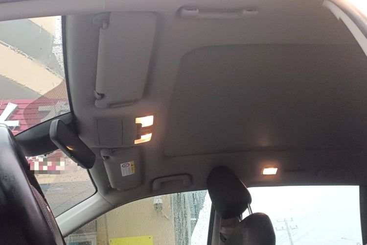 Used Toyota Highlander 2018 2.0T Two-Wheel Drive Luxury Edition 7 Seats China VI Standard
