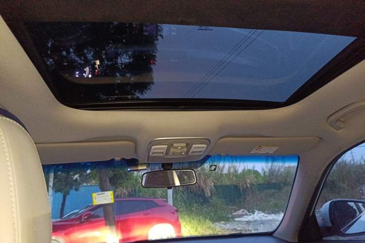 Used Geely Auto Emgrand X7 Sport 2022 1.8TD DCT Zhiya Trim