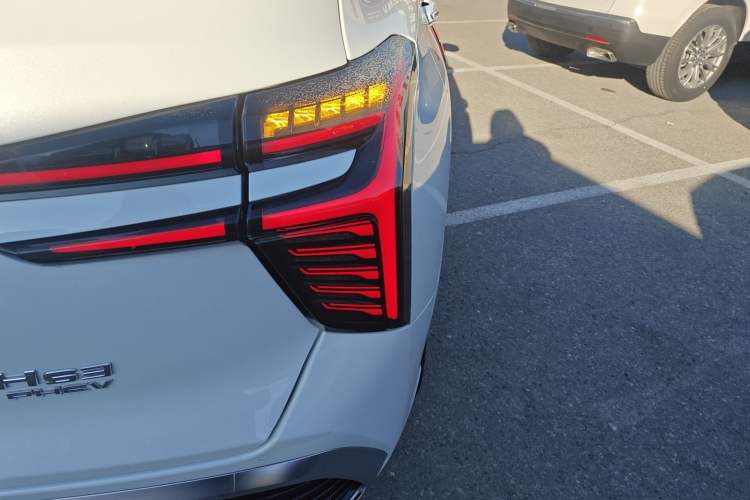 Used Hongqi HS3 PHEV 2024 PHEV 115km Jingwei Edition