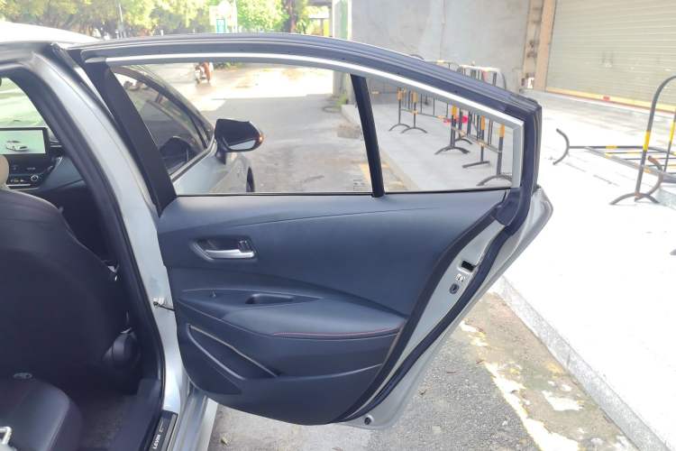 Used Toyota Levin 2021 Dual-Motor 1.8H E-CVT Sport Edition
