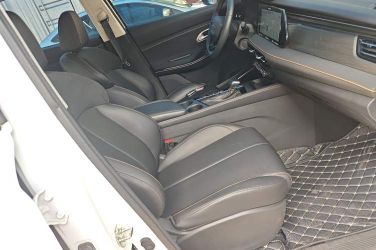 Used Oshan X7 PLUS 2023 Enjoy Edition 1.5T Automatic Prestige Model
