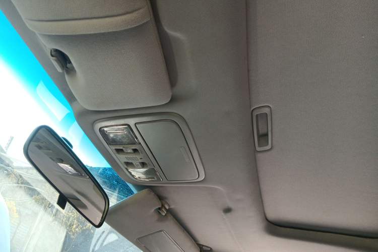 Used Honda Elysion 2012 2.4L VTi-S Prestige Edition
