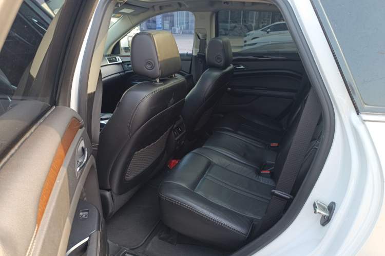 Used Cadillac SRX 2015 3.0L Elite Model
