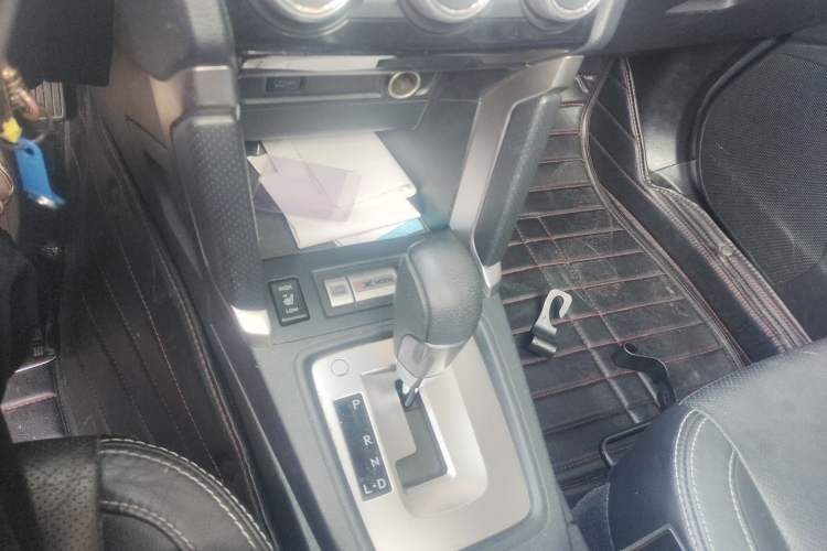 Used Subaru Forester 2016 2.0i Luxury Navigation Edition
