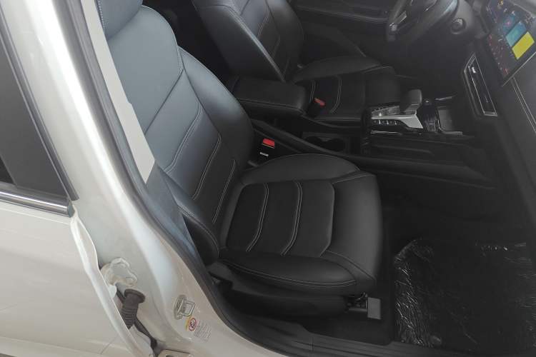 Used BYD Yuan New Energy 2019 EV360 Smart Connect Enjoyment Model